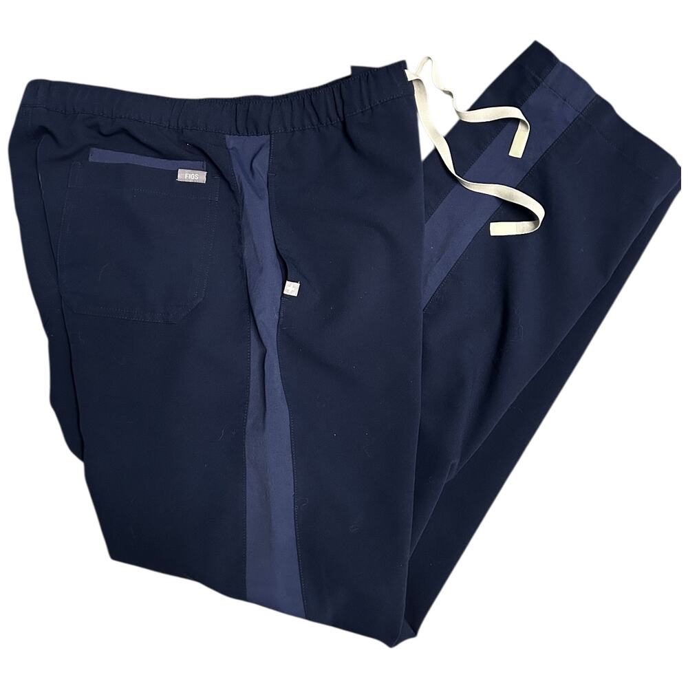 EUC Figs Men’s Kigali Scrub Pants RARE STYLE Navy Size Medium